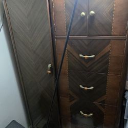 MCM Armoire 