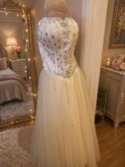 quince ,prom , dress