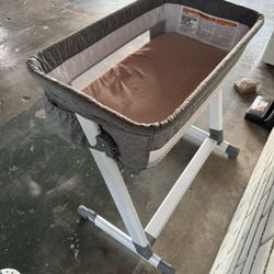 Baby Bedside Bassinet 