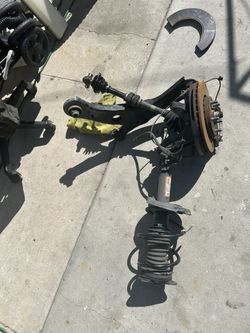 Nissan Sentra 2020- 2024 Front Left Suspension