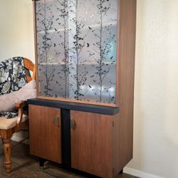Vintage Hutch Cabinet - MCM Beauty