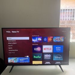 TCL 43″ 4K UHD Smart Roku TV – Works Great – $120