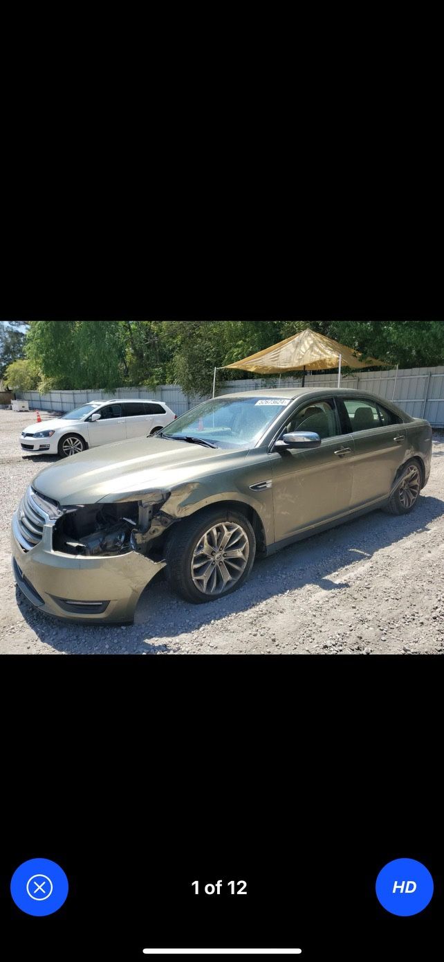2013 Ford Taurus