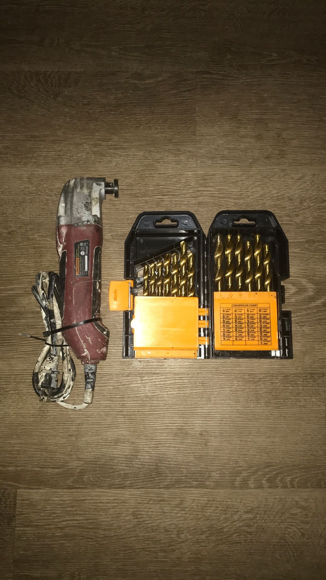 Multi Tool & Drill Bit Set