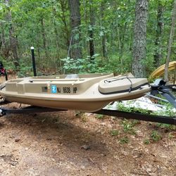 Beavertail Stealth 1200. BOAT ONLY