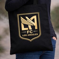 Very nice tote bags featuring the LAFC logo—EXCELLENT PRICE.