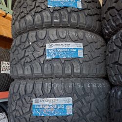 LT 33 1250 20 RT Set De Nuevas Llantas 