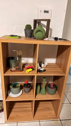 Se vende estante de madera