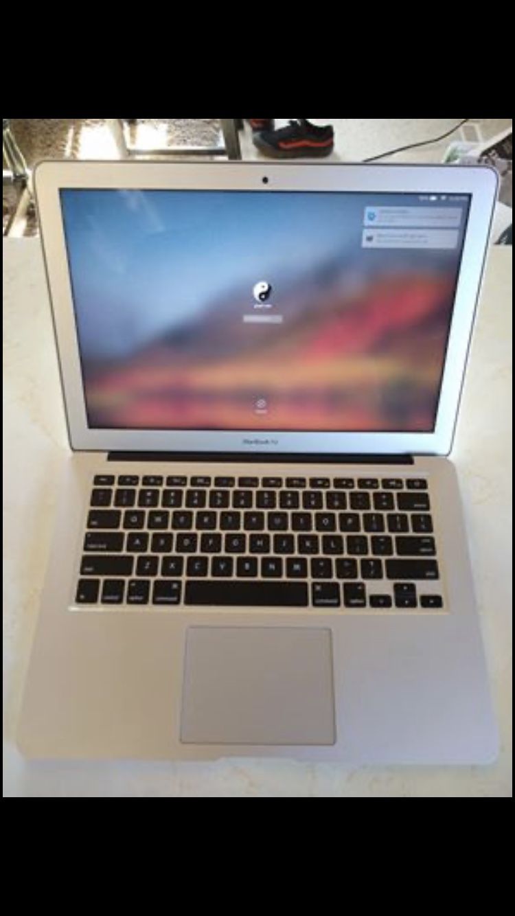 MacBook Air 13” 2017