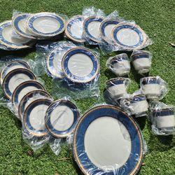 Mikasa Imperial Lapis Blue Gold Trim China Dishes 21 Piece Set NEW