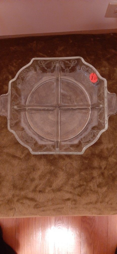 Indiana Glass "Lorain" pattern 4-part relish dish