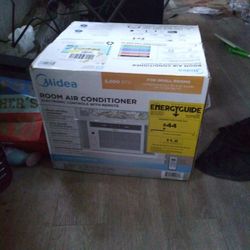 Window Air Condition Unit, Never opened