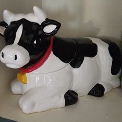 Vintage Cow Cookie Jar (With Moo Sound)