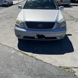 2001 Lexus LS