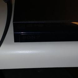 38 Inch Samsung Tv  And Sony DVD Player 