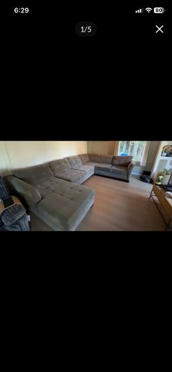 LOW PRICE MOVING- XL $2200 + TAX U-SHAPE SECTIONAL COUCH