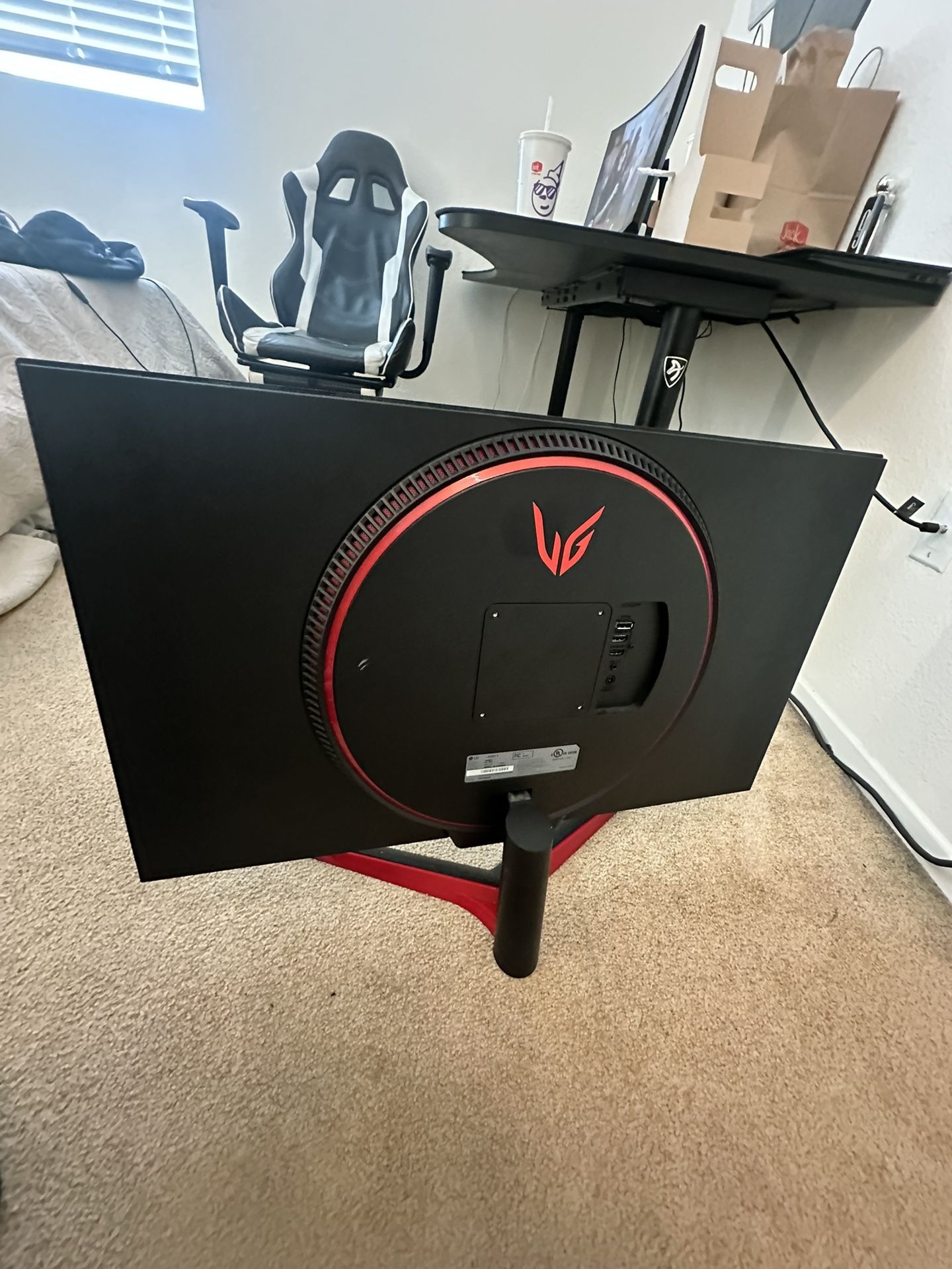 LG Ultra Gear Monitor 1440p 1ms 144Hz