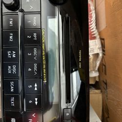 OEM Toyota Tundra Radio 