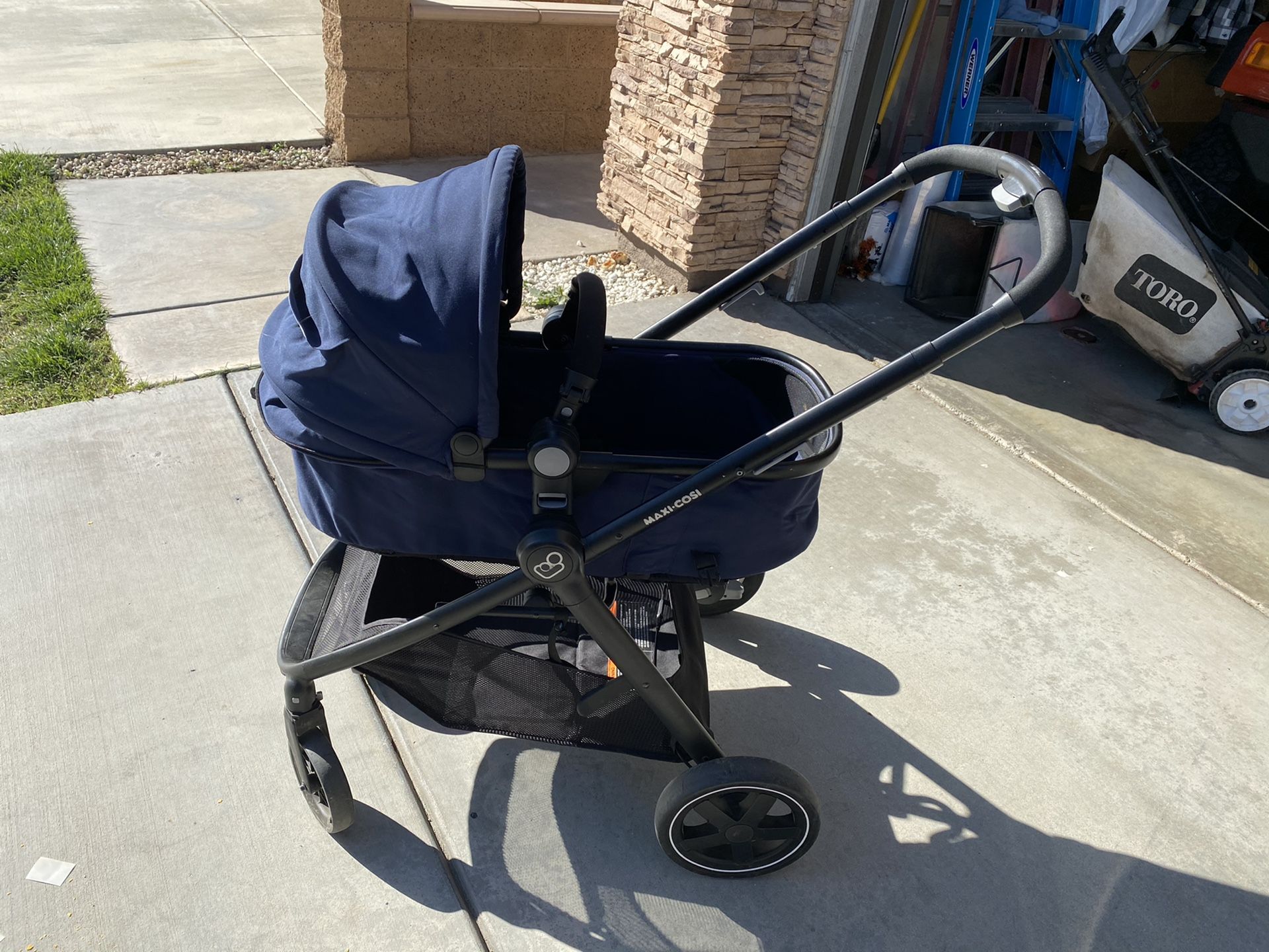 Maxi Cosi Stroller