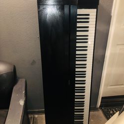 Korg Concert 5000 Digital Piano