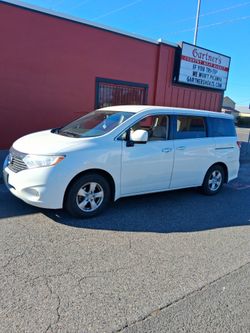 2015 Nissan ques 160 miles  6 silindres