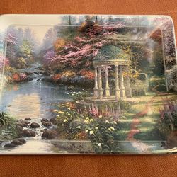 Thomas Kinkade “Garden Of Prayer” Collectible Plate 1st Edition W/ Certificate Of Authenticity. $25.00 Firm.