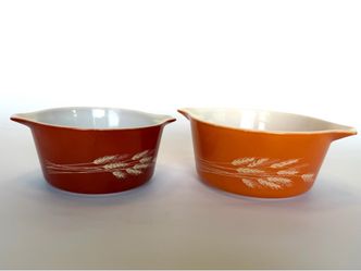 Set of 2 Vintage Pyrex Autumn Harvest Casserole dishes