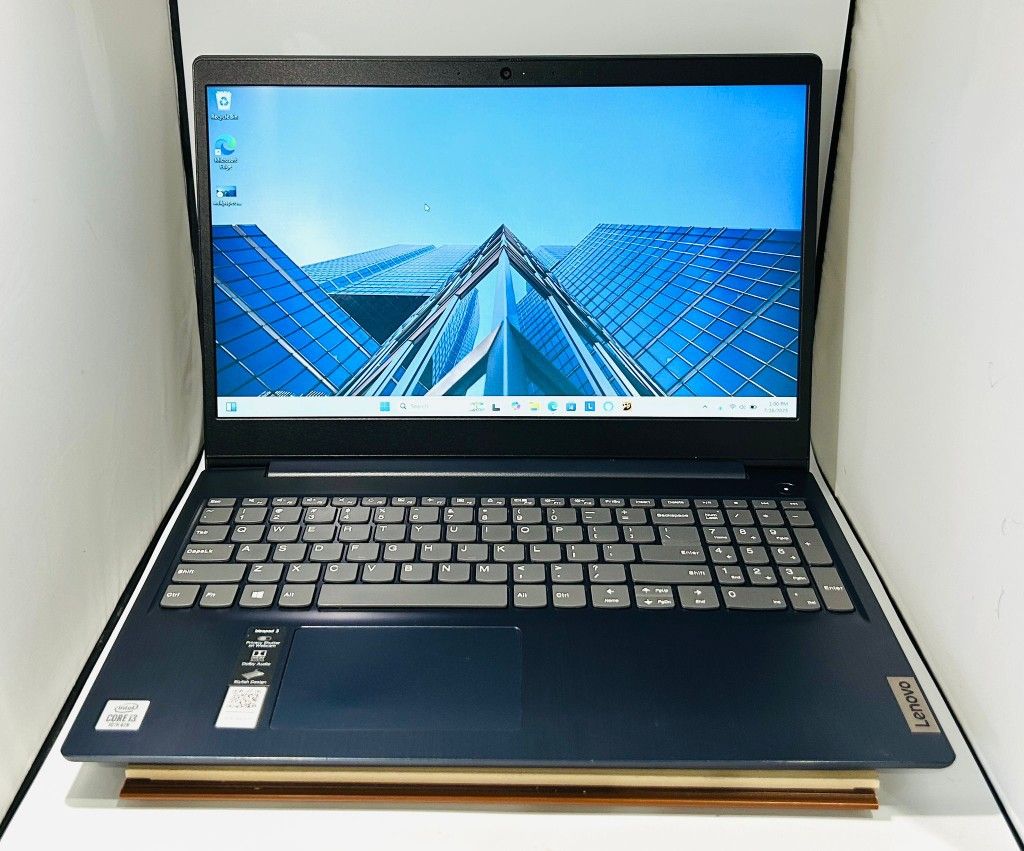 Lenovo iDeaPad 81WR 15” Touchscreen Core i3-10110u 2.59Gh 8GB 256GB SSD Windows 11