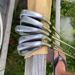 Taylor made Tour Preferred (MC; Forged) (P,9,8,6,3)