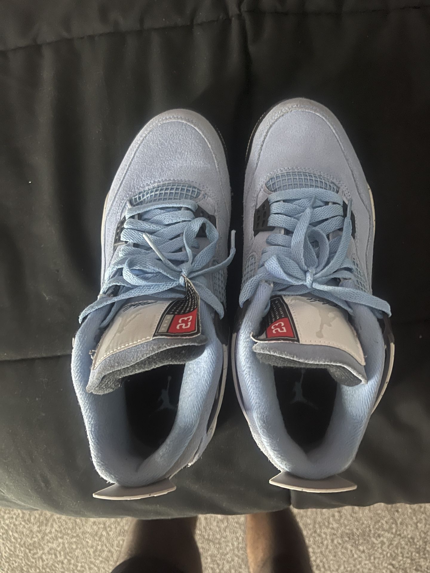 Air Jordan 4 Retro University Blue