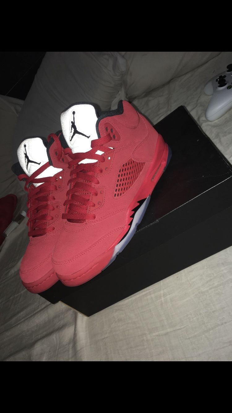 Jordan University Red 7Y