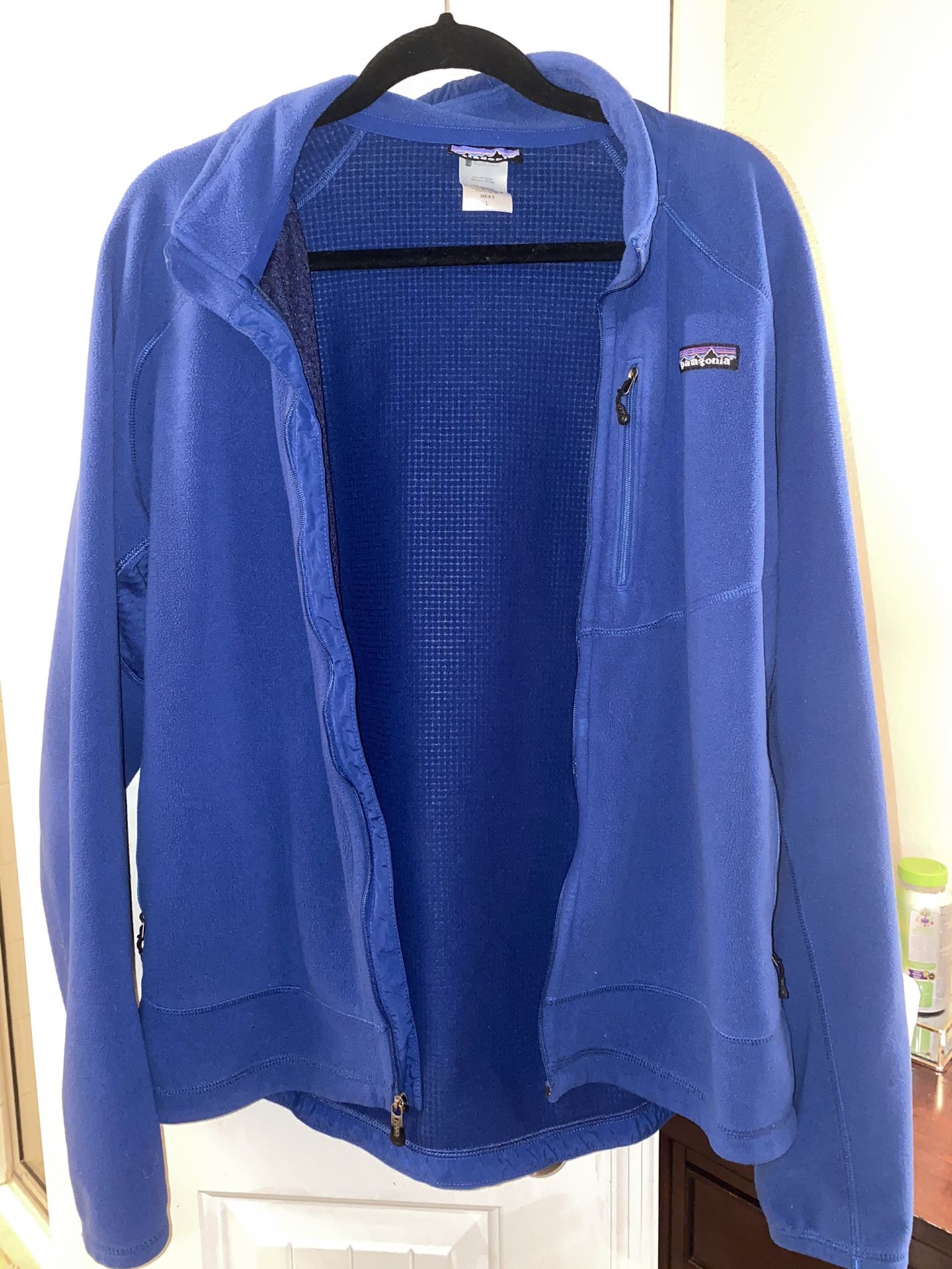 Patagonia Men’s Royal Blue Fleece Zip Up Jacket