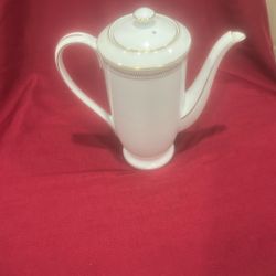 EMDEKO -Japan White And Gold Tea Pot