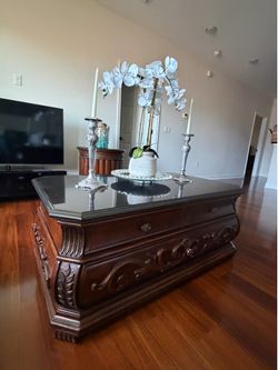 Coffee and side table