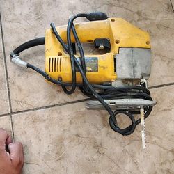 Used Skill saw 