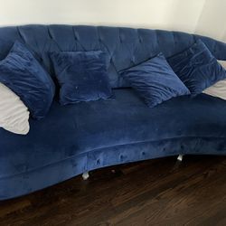 Vintage Blue Velvet Couch + 6 Throw Pillows