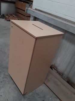 Wood grain paper bin with key for secure shredding of documents