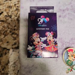 Hong Kong Disney Mystery Pin