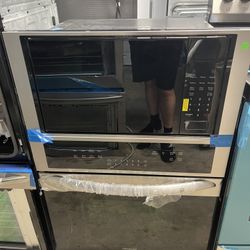 Frigidaire Gallery 27 Inch Microwave And Oven Combo