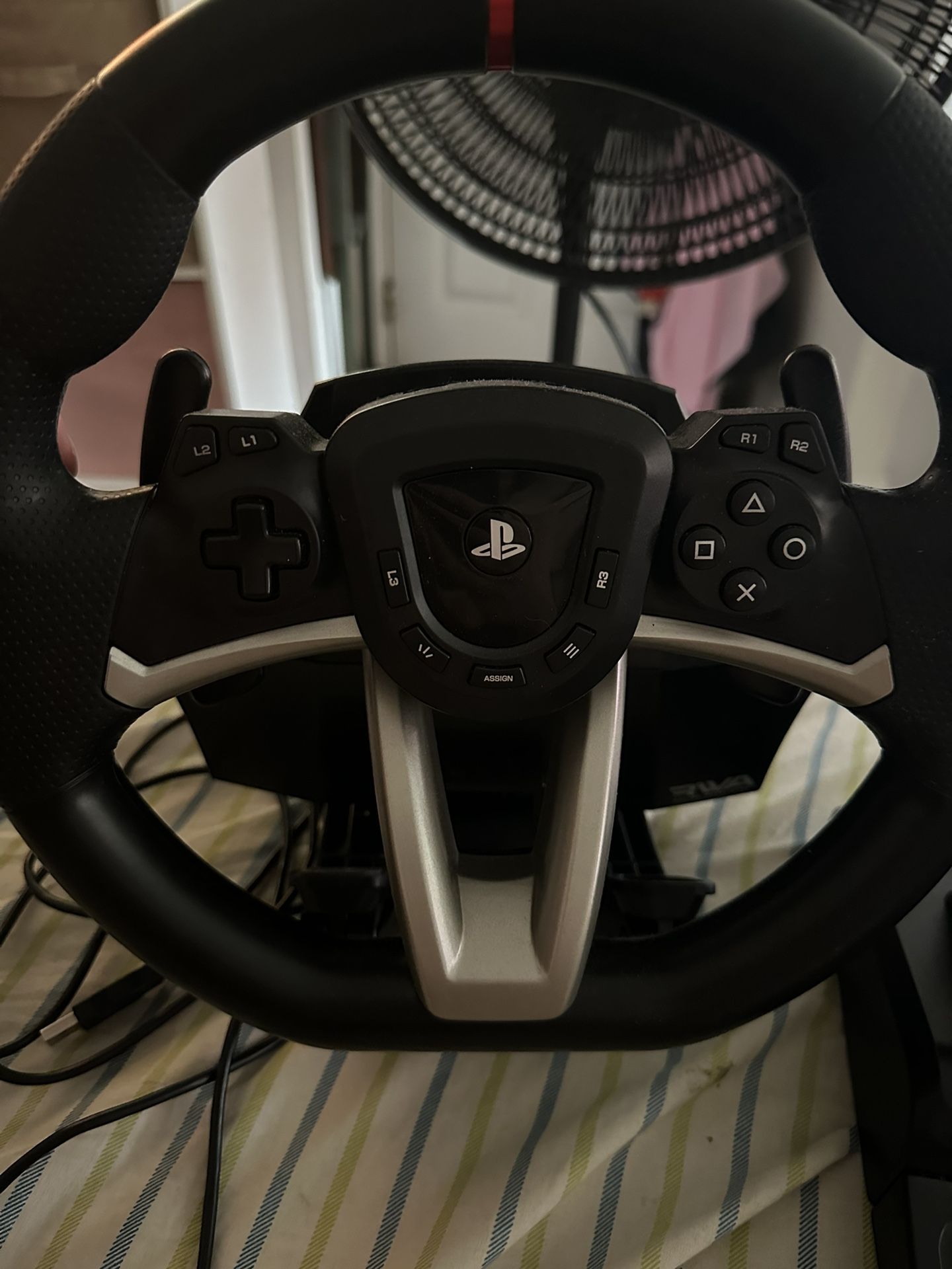 PS5 & Gamers Chair Steering Wheel Column & Gas Pedal for Sale in  Minneapolis, MN - OfferUp