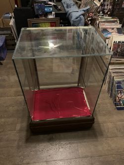 Lockable display case