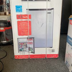 New 4.5 Cu.Ft. Compact Refrigerator