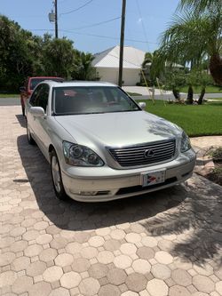 Lexus LS 430