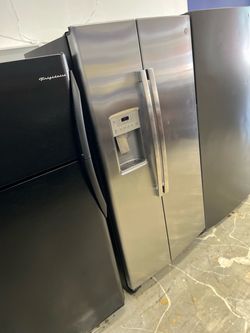 Double door stainless refrigerator