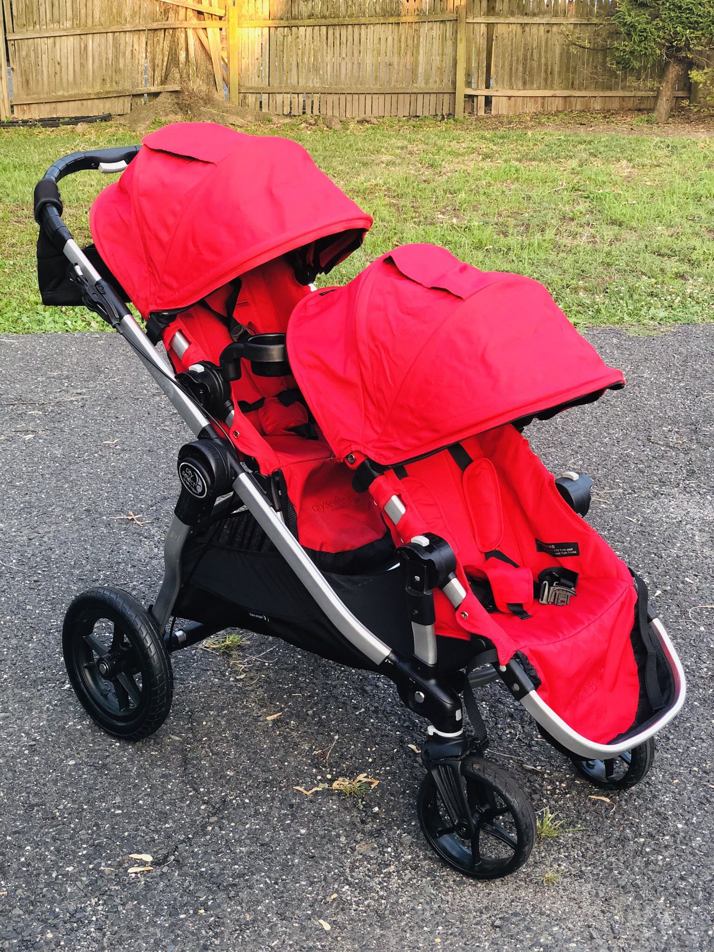 Babyjogger City Select. Double seat stroller.