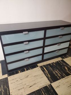 Ikea dresser free