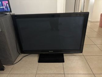 $80 - Panasonic TC-P46U1 — 46-inch Plasma HDTV