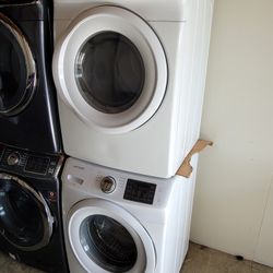 Samsung Front Load Washer And Stackable Gas Dryer Set