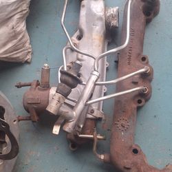 80s Chevrolet  Small Block  Exhaust Manifolds  Right And Left See Pics.35th Ave And McDowell Phx. 