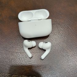 Apple Airpods 2 Pro In Great Condition